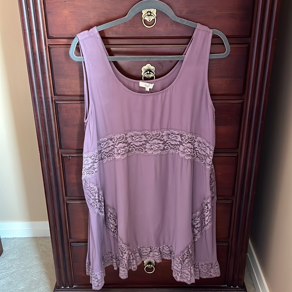 easel Tunic